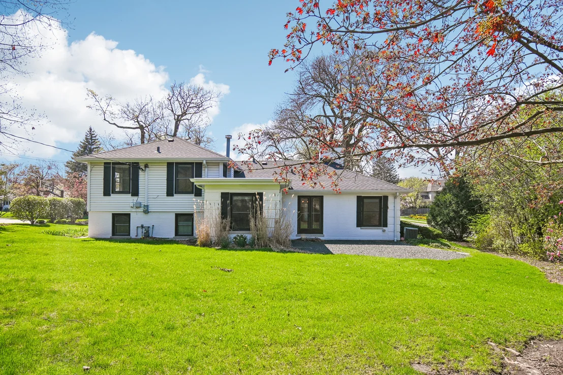 Photo of 939 Westcliff Lane SE