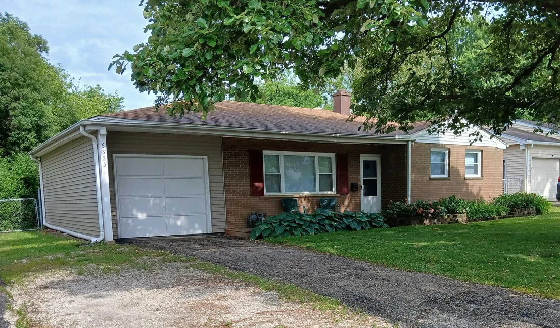 Photo of 6325 Dunham Road