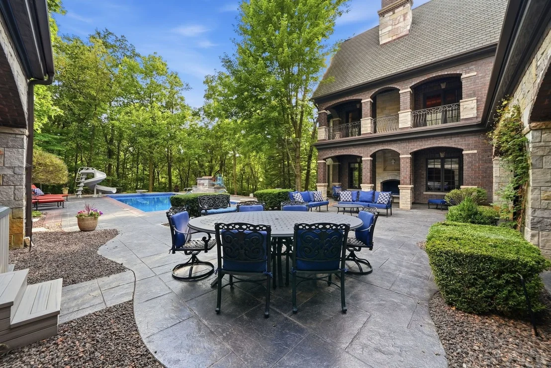 Photo of 501 Chatfield Road