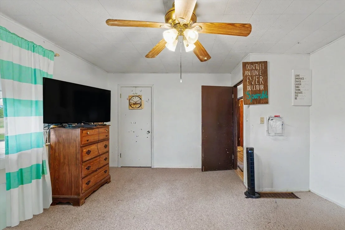Photo of 1121 County Road 2250