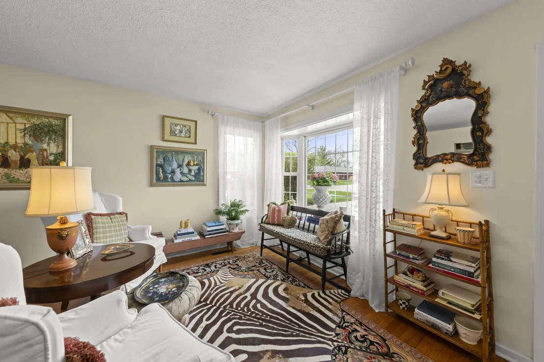 Photo of 283 HILLSIDE Avenue