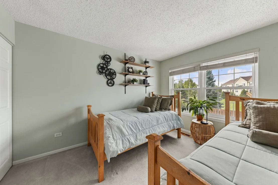 Photo of 314 CIMARRON Road