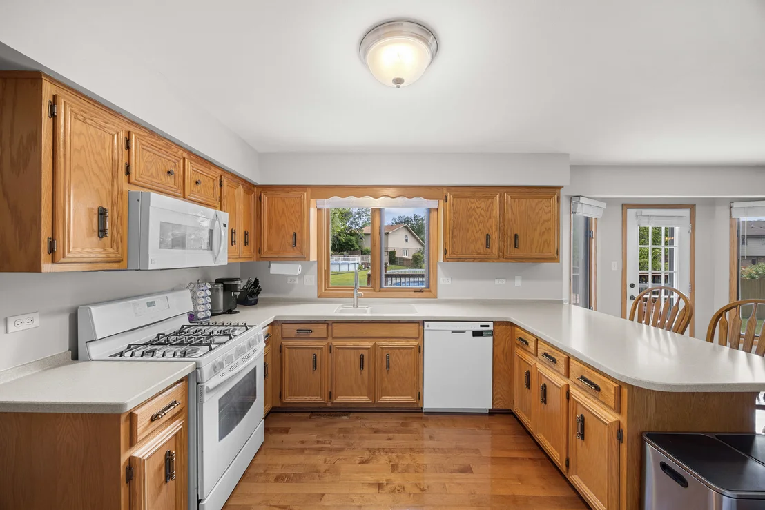 Photo of 800 Lisdowney Drive