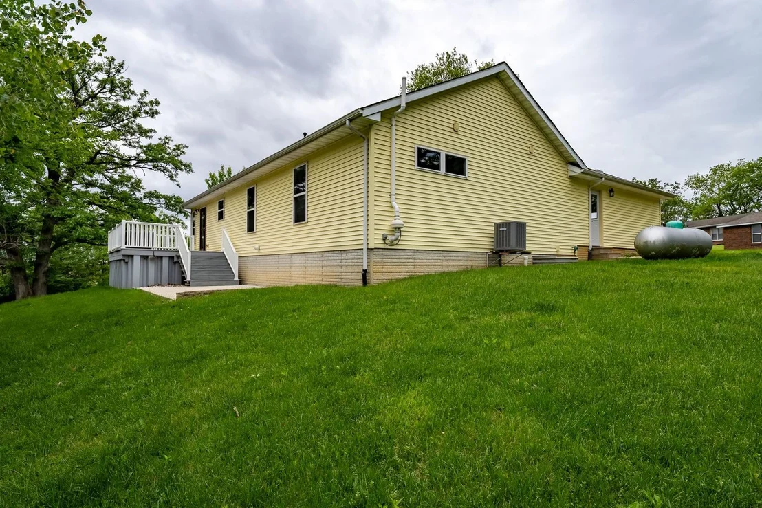 Photo of 2662 Evans Road