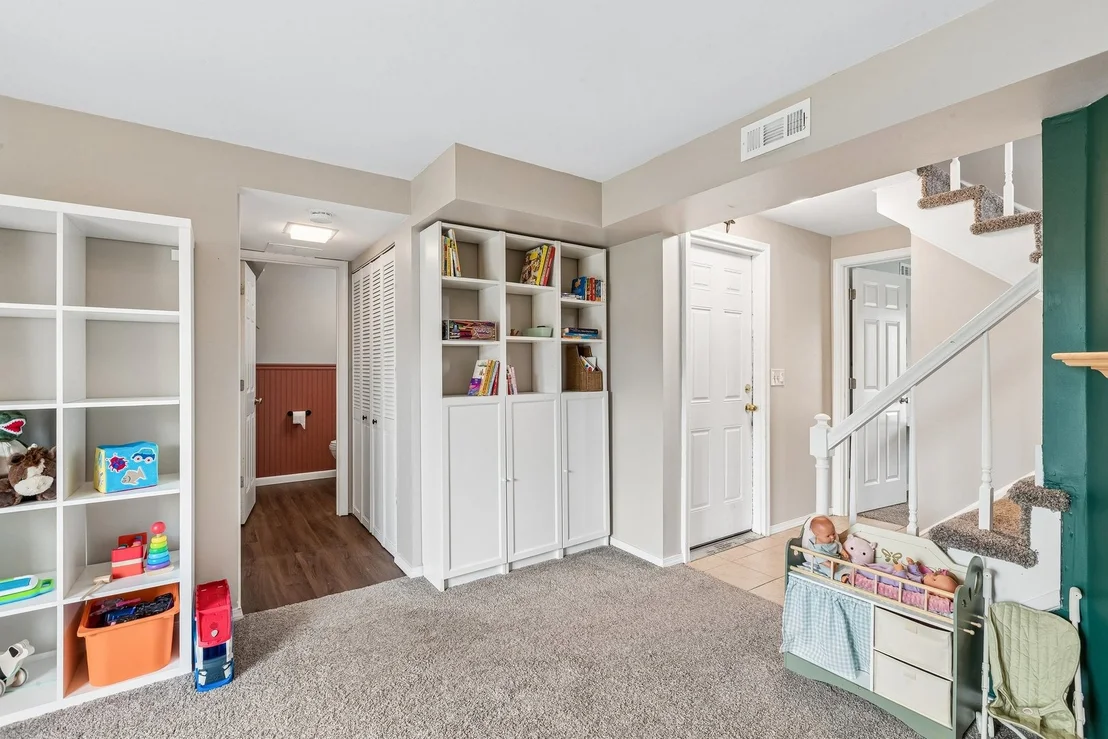Photo of 370 Kirkwood Circle