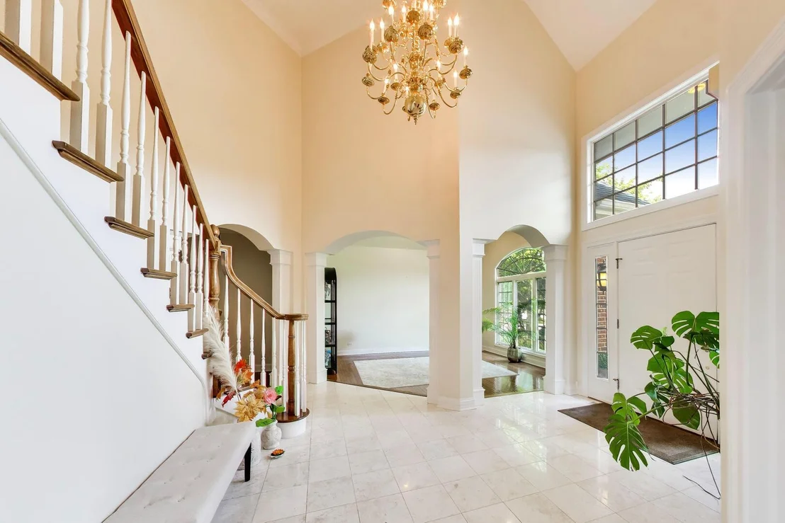 Photo of 2615 Saddlebrook Drive