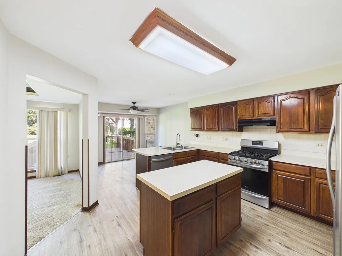 Photo of 284 Lorraine Circle