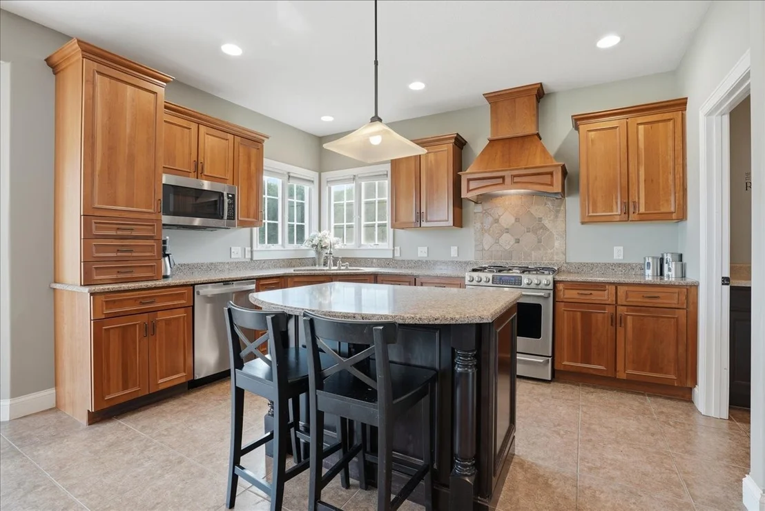 Photo of 1203 Silver Oak Circle