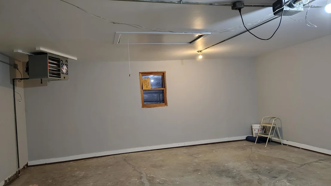 Photo of 390 E Diane Drive