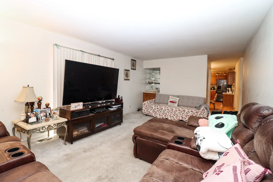 Photo of 35 Meyerson Way
