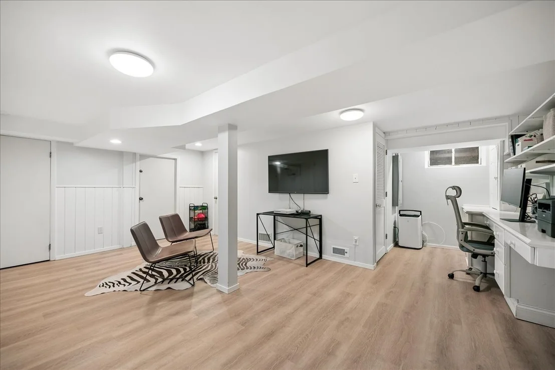 Photo of 1105 Elm Street