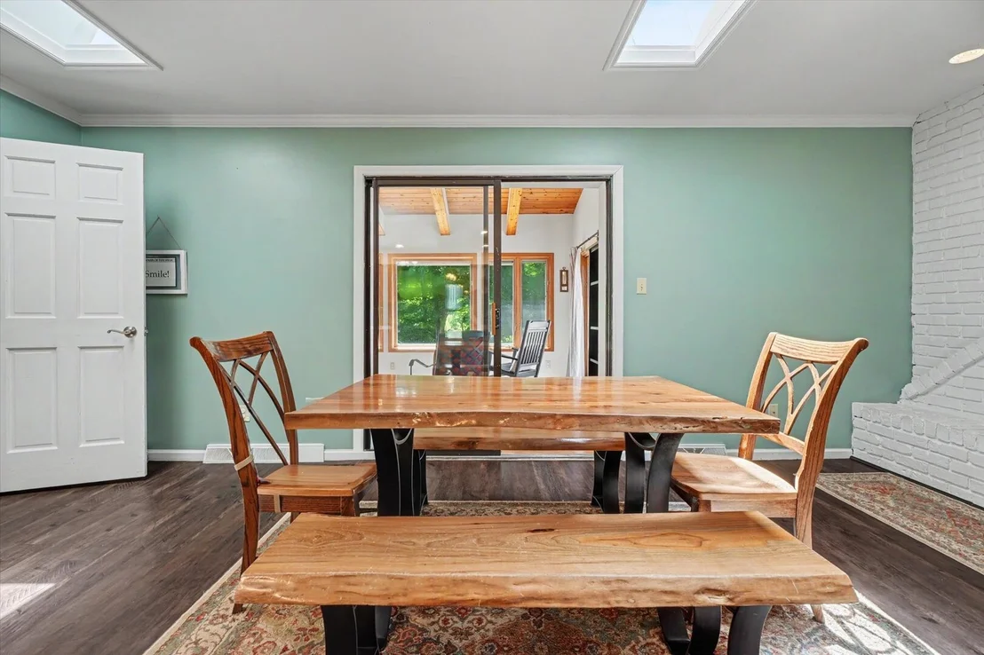 Photo of 304 Cherokee Drive