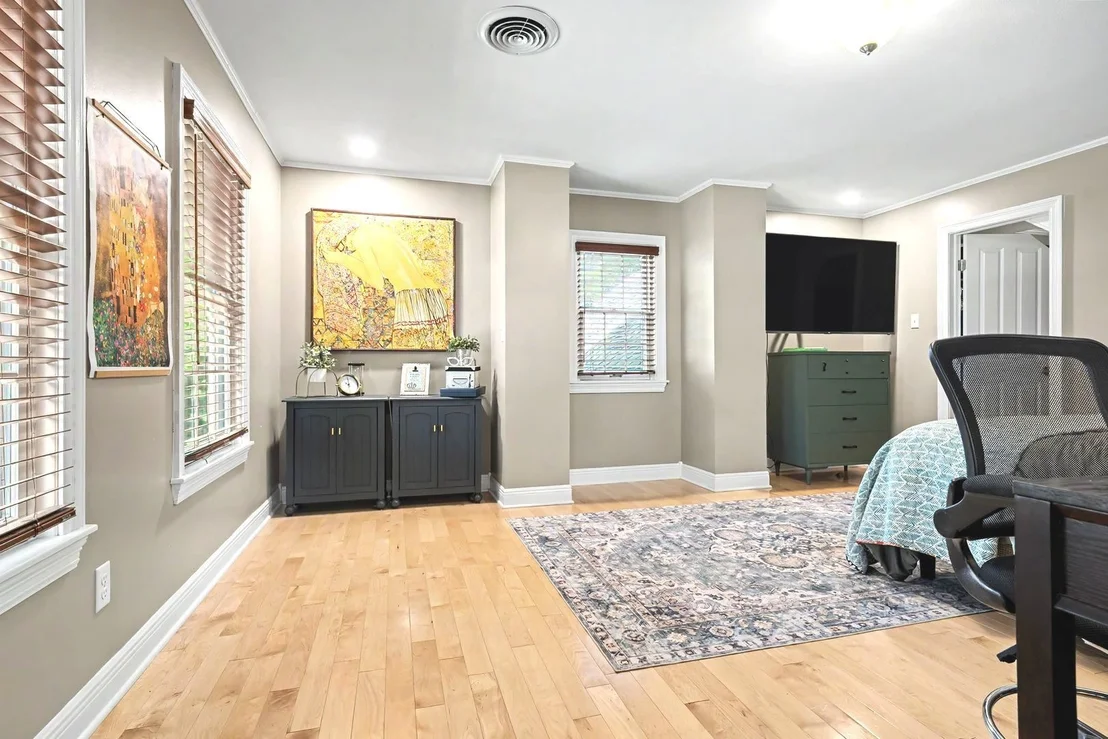 Photo of 2801 Valley Brook Drive