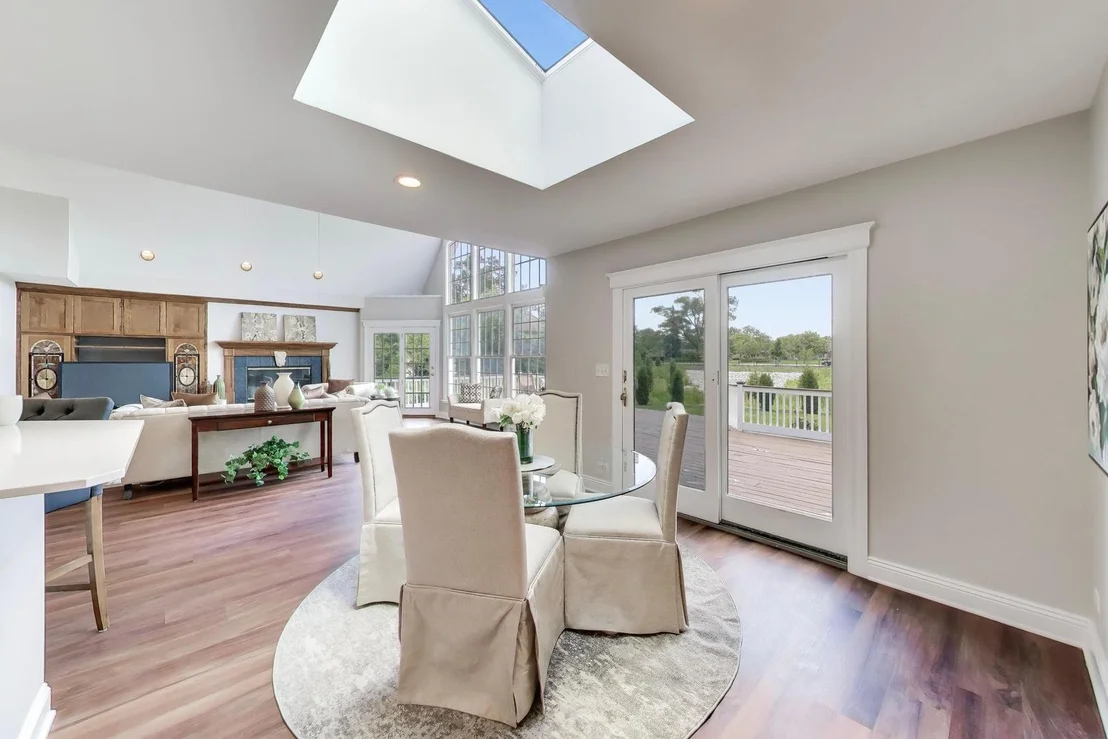 Photo of 2074 Greenview Road