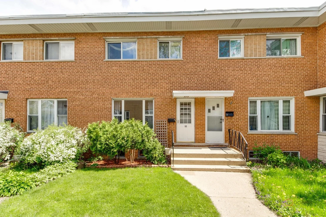 Photo of 32 N Albert Street