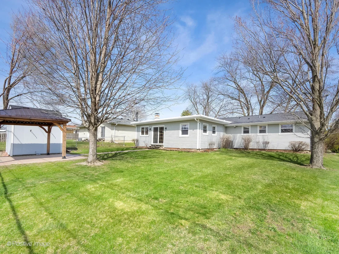 Photo of 390 Arrowhead Trail