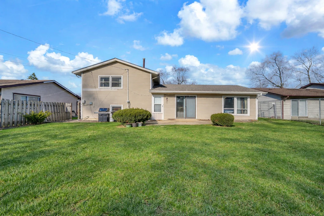 Photo of 17616 Grandview Drive