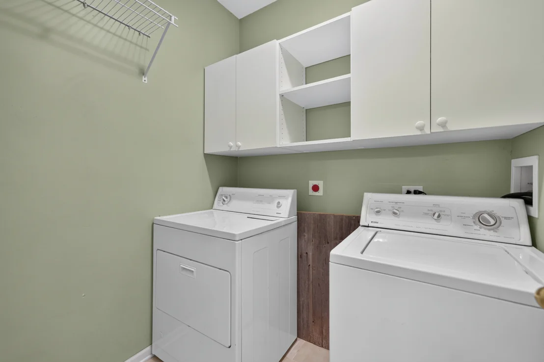 Photo of 1068 Fox Path