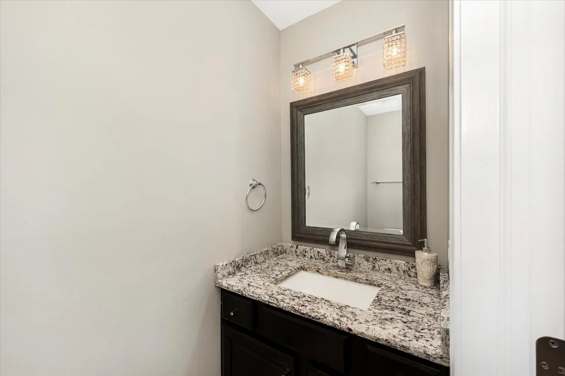 Photo of 5564 Cloverdale Road