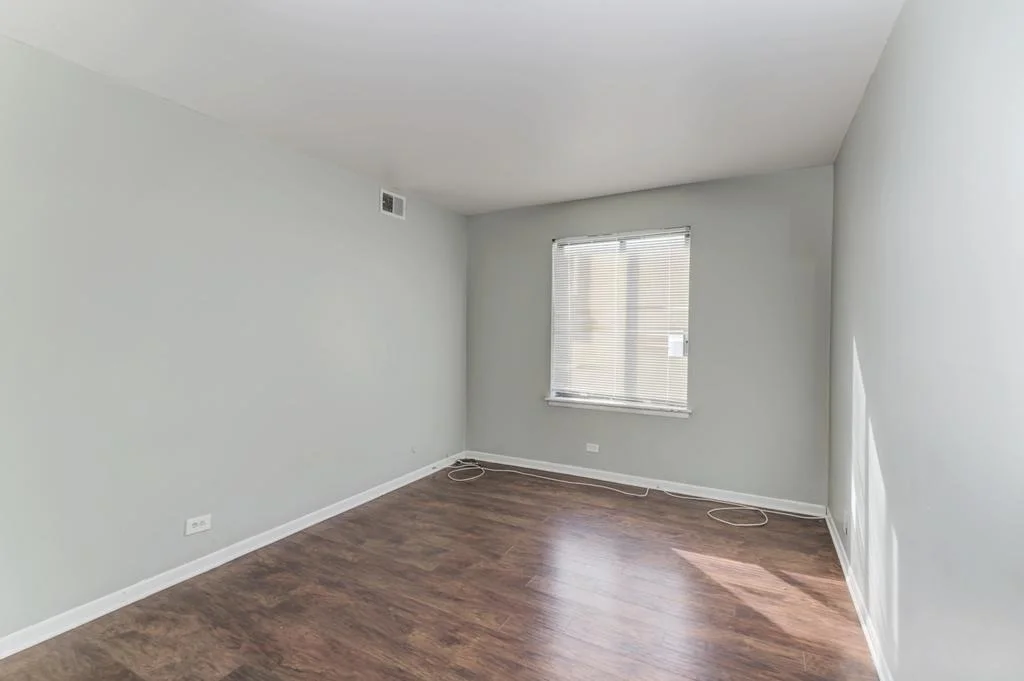 Photo of Unit B303 at 830 Elder Road