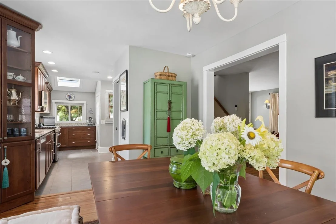 Photo of 1412 Leonard Place