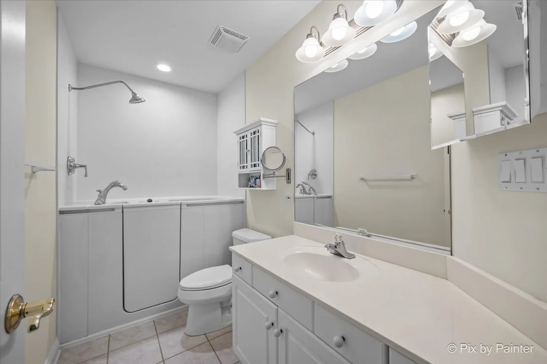 Photo of 20 LOCHBROOK Lane