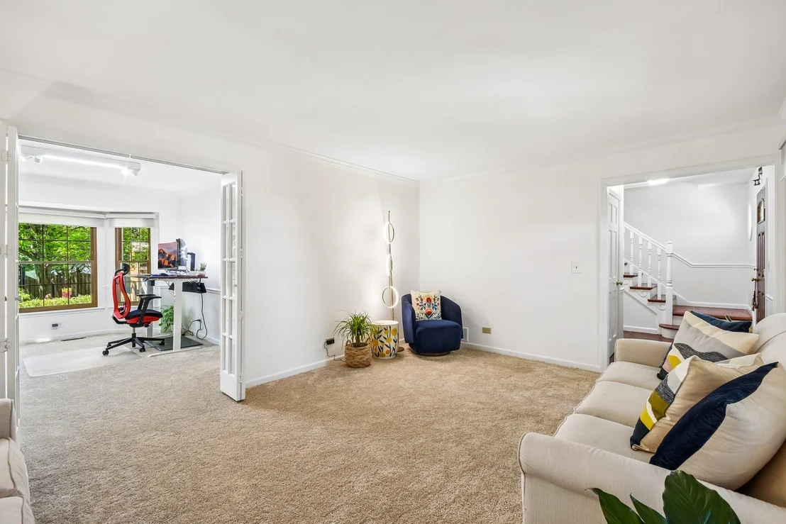 Photo of 1559 Abbotsford Drive