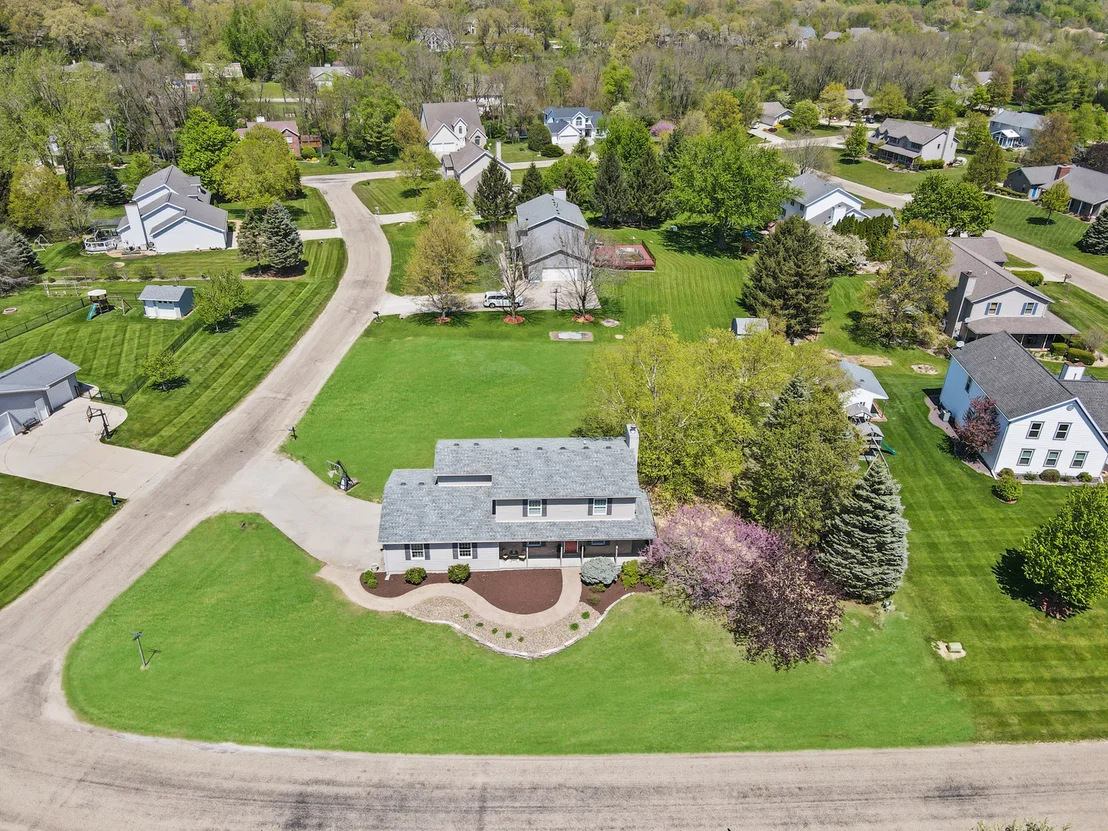 Photo of 9321 Hillcrest Lane