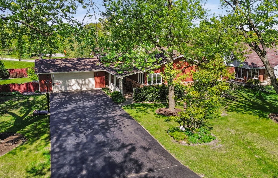 Photo of 1016 Longmeadow Drive