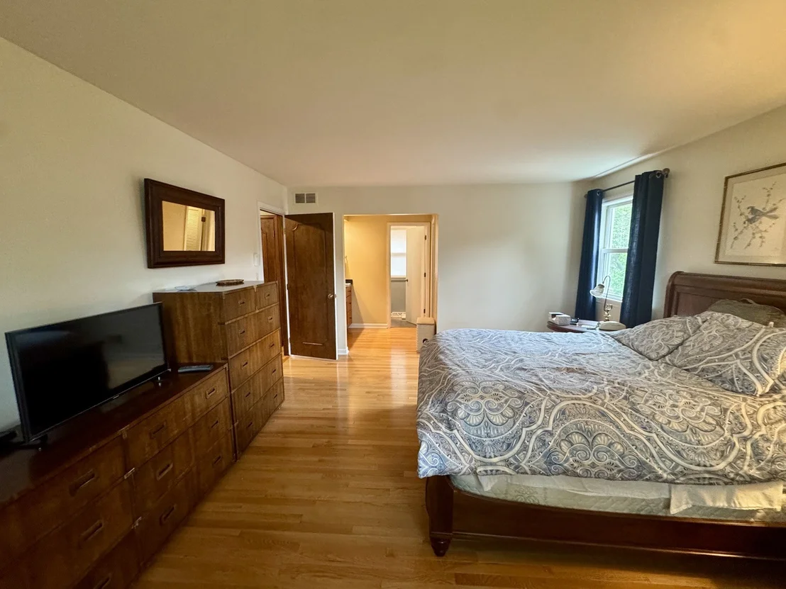 Photo of 2736 Covert Road