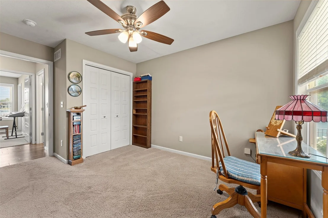 Photo of 701 Red Bud Drive