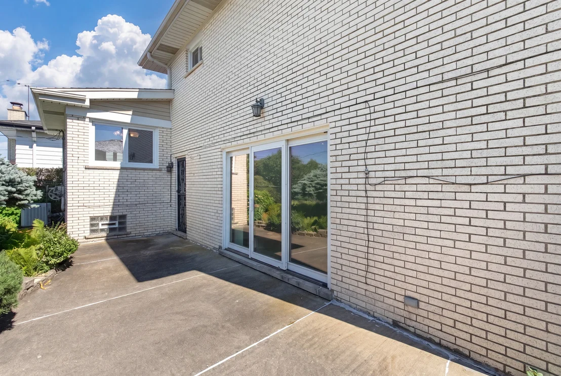 Photo of 8432 W Amelia Drive