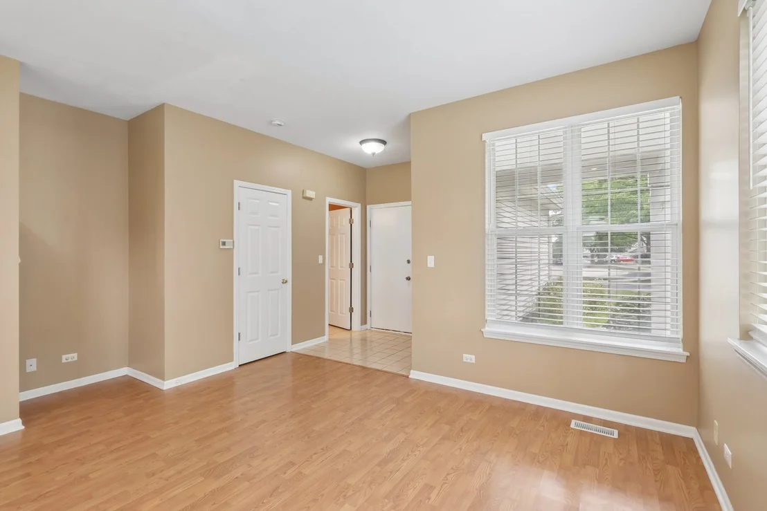 Photo of 2986 Waters Edge Circle