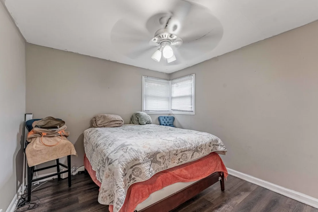 Photo of 355 Oswego Street
