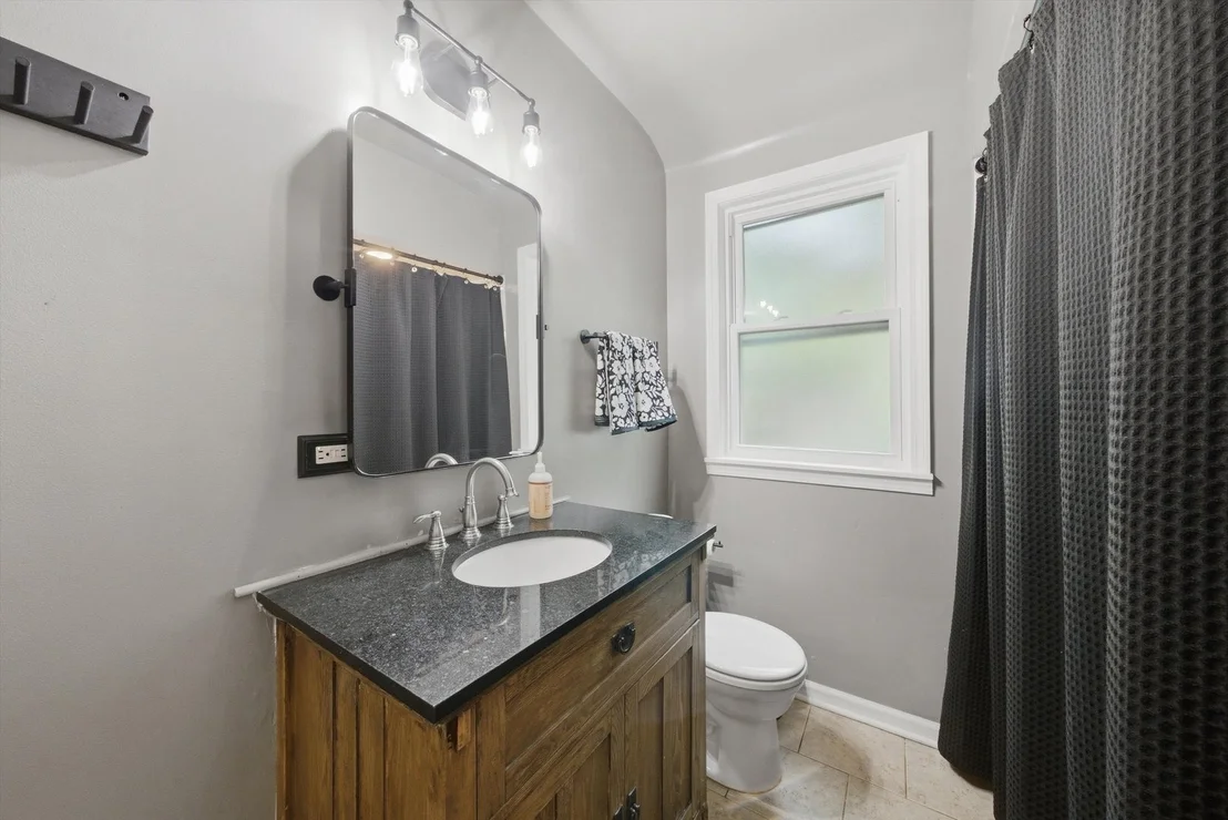 Photo of 390 Bartram Road