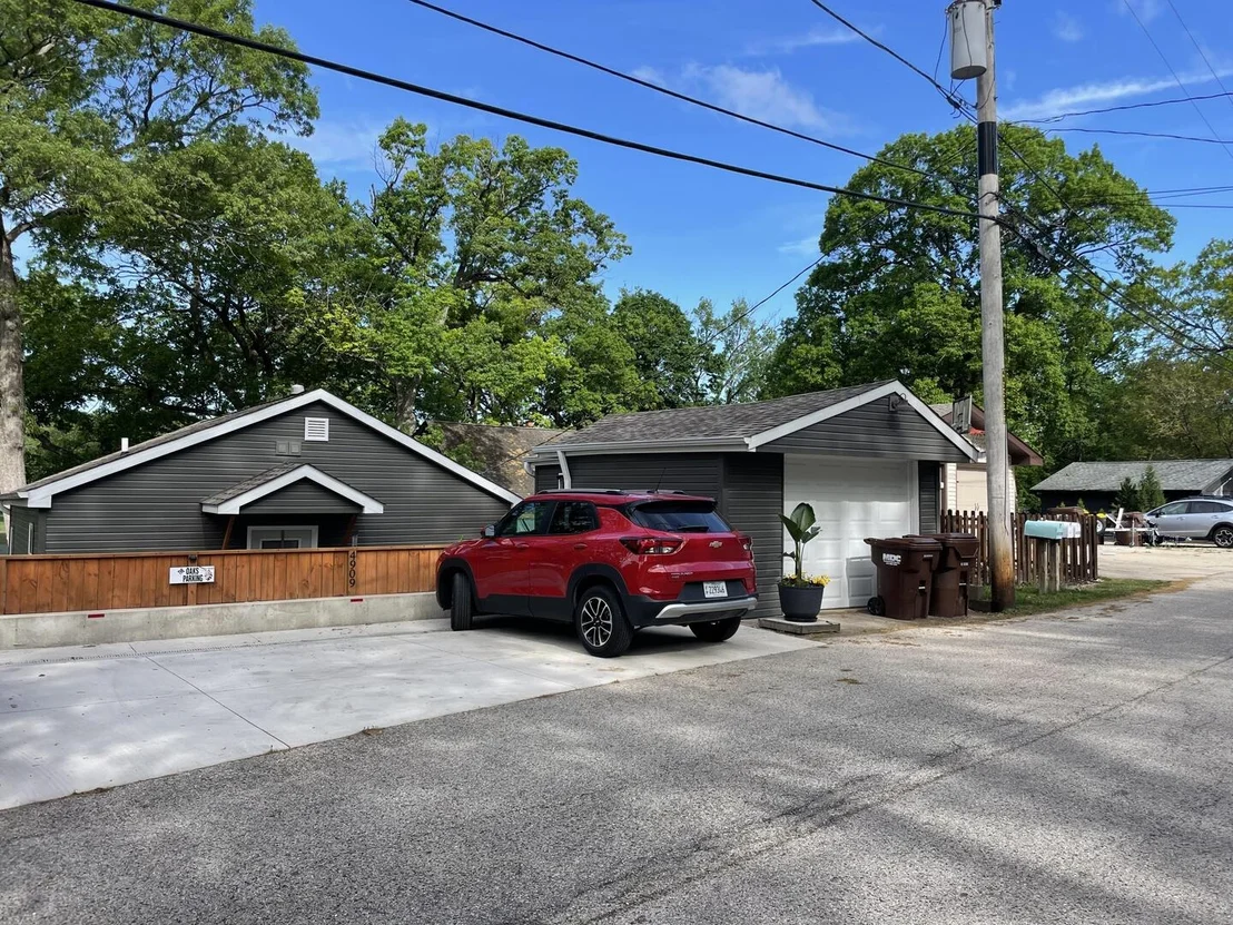 Photo of 4909 Wildwood Drive