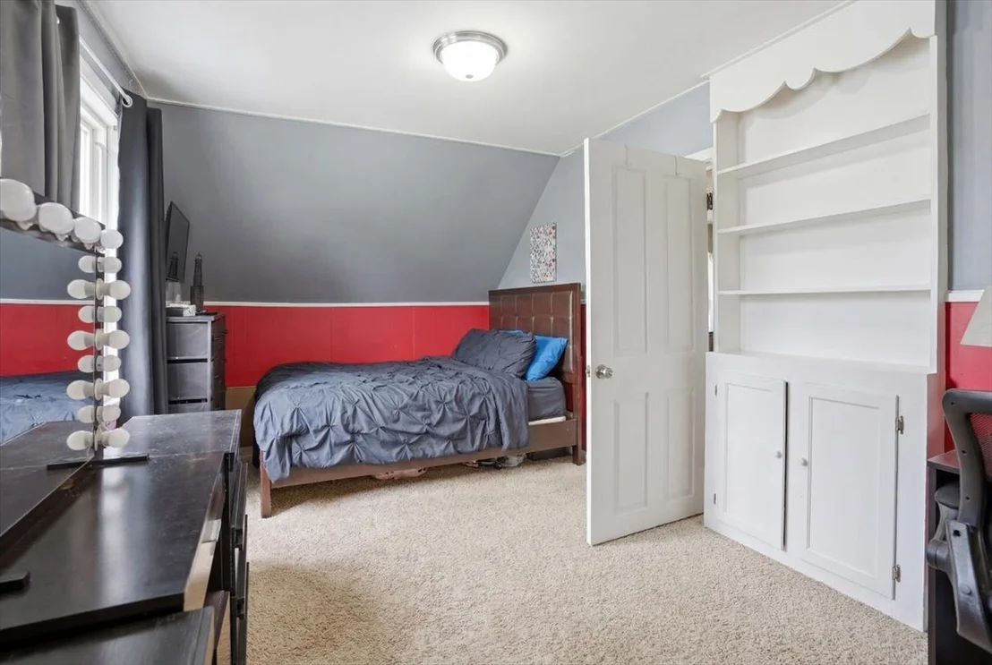 Photo of 551 Sunset Drive