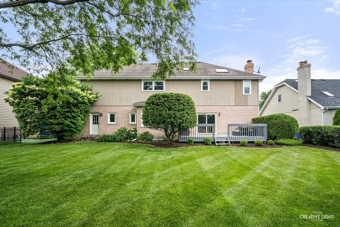 Photo of 1N211 Coventry Drive