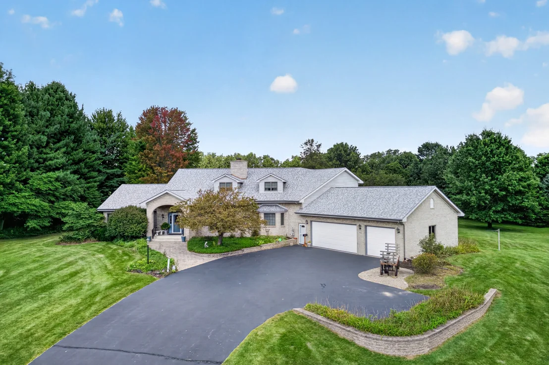 Photo of 1646 Valley View Road