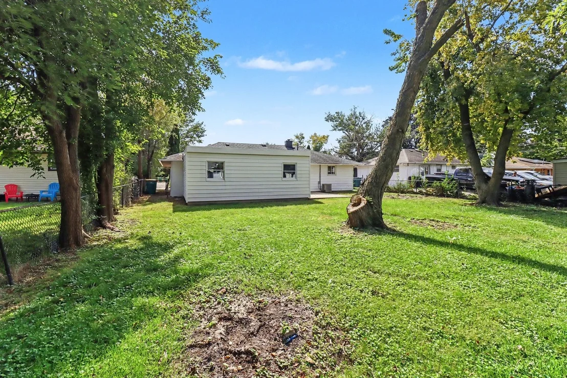 Photo of 2313 Benedict Avenue