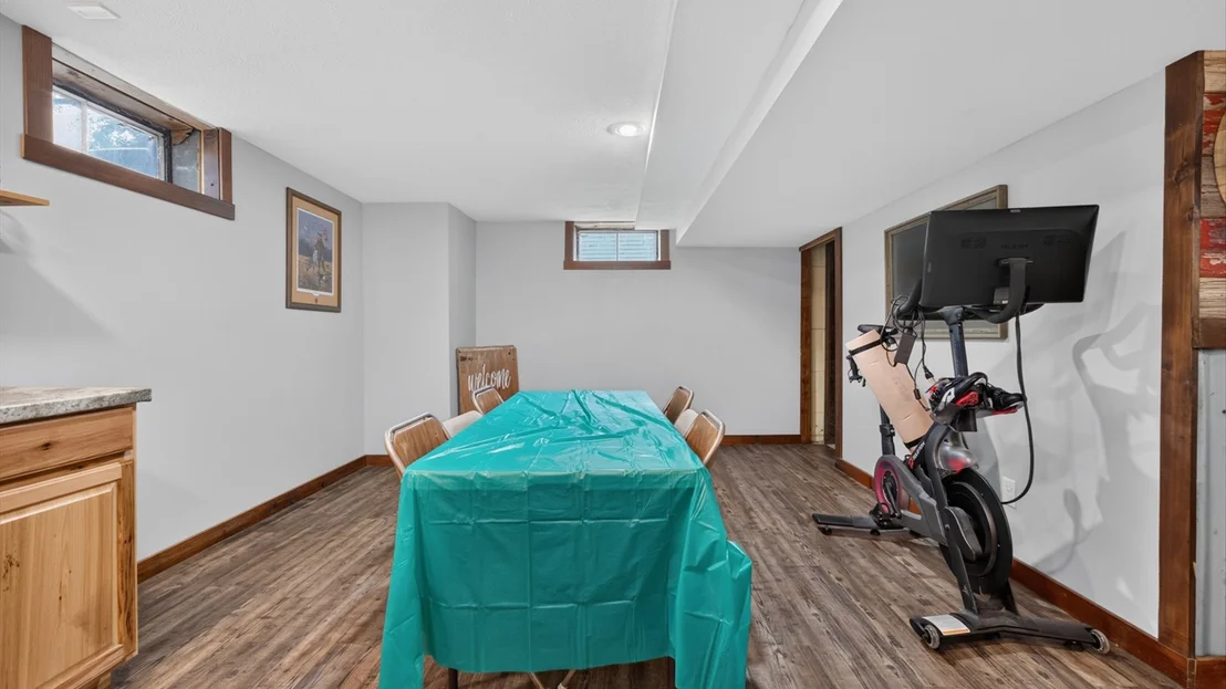 Photo of 1402 Maplewood Drive