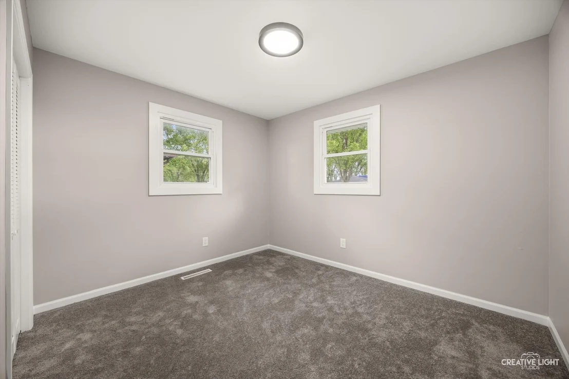 Photo of 286 S Barbara Drive