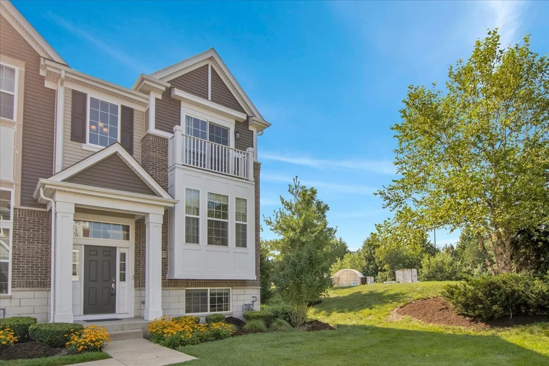 Photo of 2937 Madison Drive