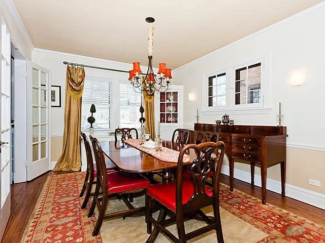 Photo of 2211 Forestview Drive