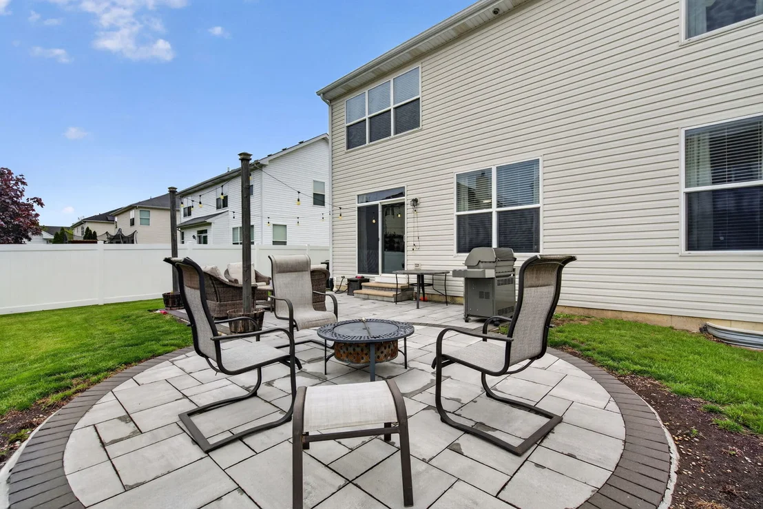 Photo of 1501 Roth Drive
