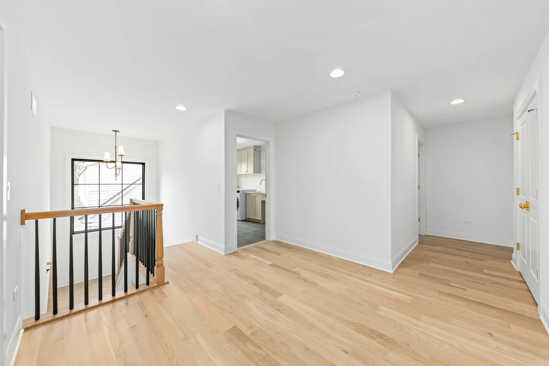 Photo of 1310 N Eagle Street