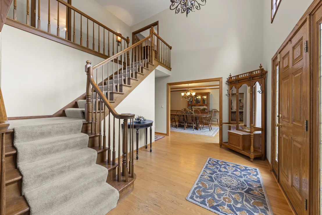 Photo of 8S765 Singletree Lane