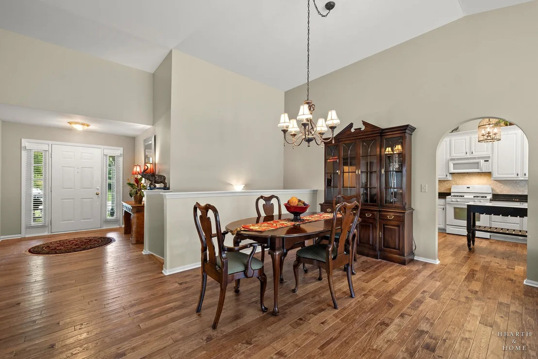 Photo of 1352 Evergreen Lane