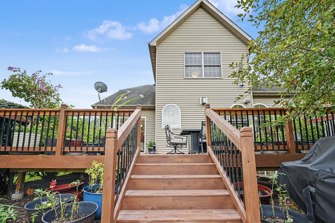 Photo of 18 Stonebrook Court