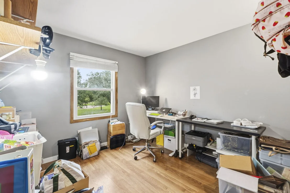 Photo of 863 Poplar Lane